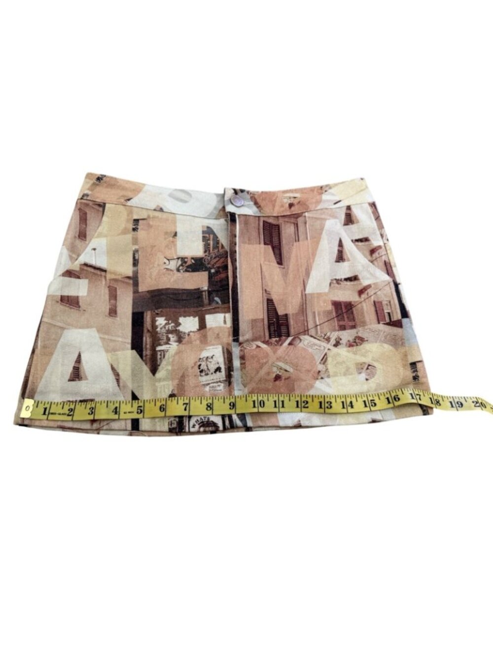 Womens Mini Skirt Neutral Film Graphic A-Line Size 2 NWT Peppermayo On The Edge - Picture 10 of 15